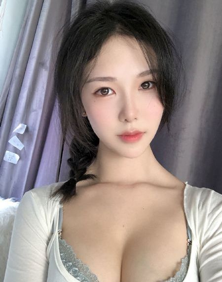 亚洲AV国产爽歪歪午夜寻花_免费手机观看